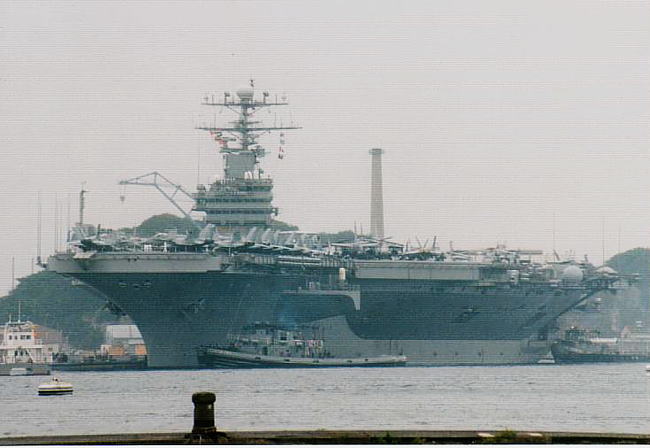 Photo Report / 米空母 CVN-68 ニミッツ