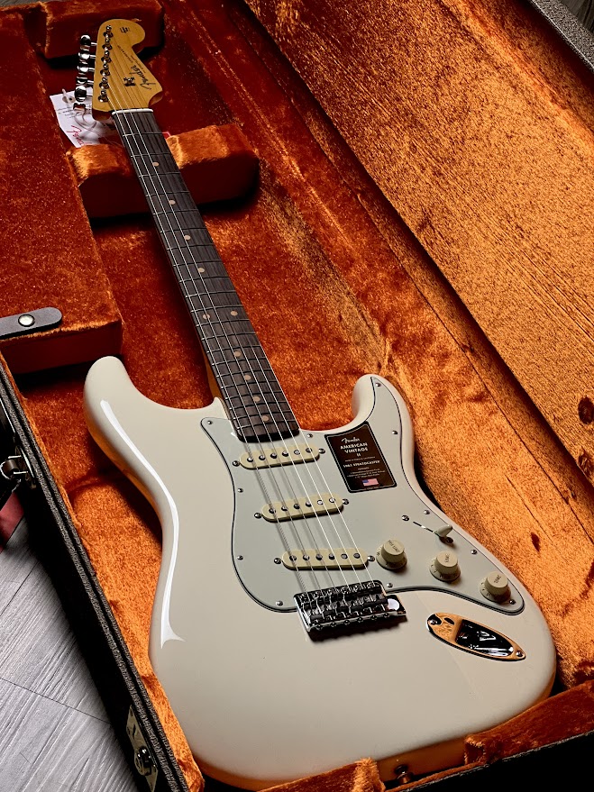 Fender American Vintage II 61 Stratocaster with Rosewood FB in