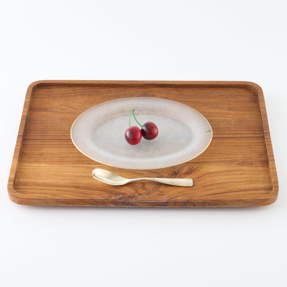 ガラス作家 藤本咲 リム皿（オーバル クリア） ¥11,000 大人の焼き物