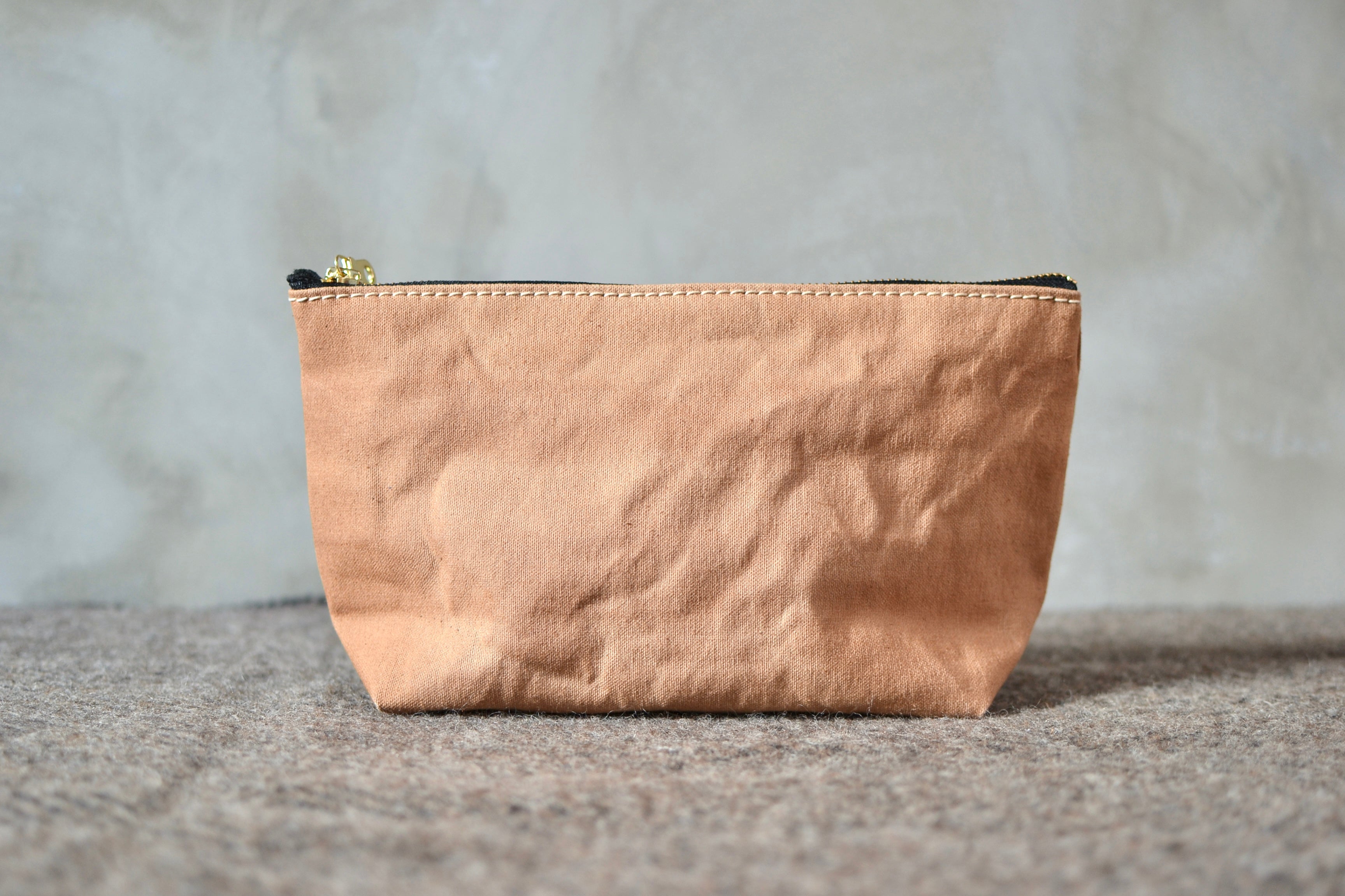 pouch-柿渋染め – あわい商店