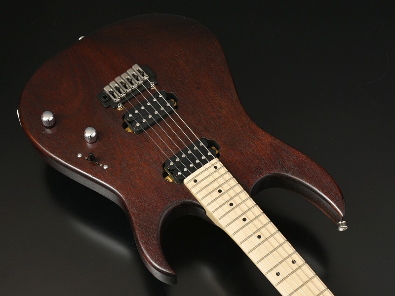 GRACE-FT/M BLK/OIL (Bacchus)