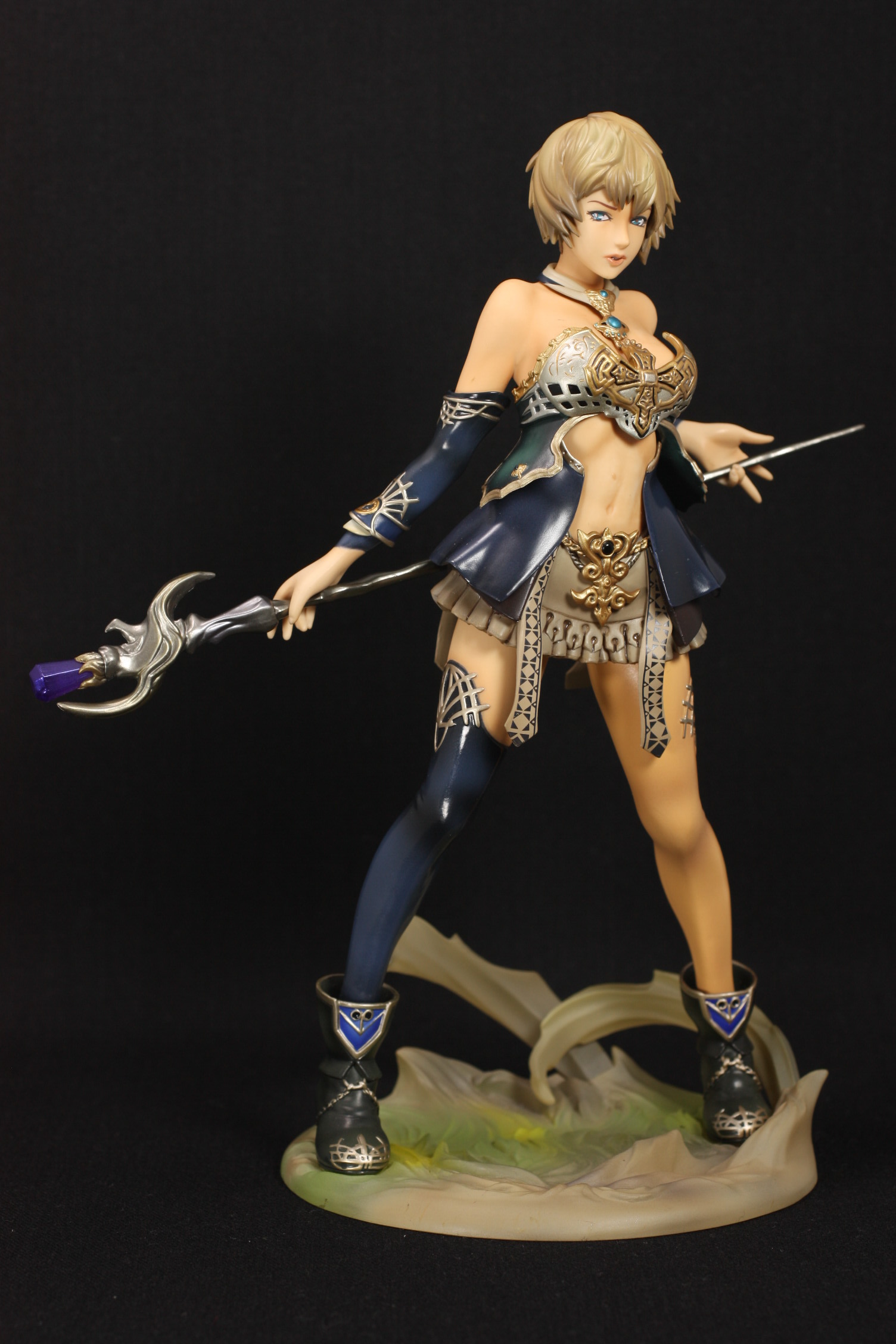 リネージュⅡ」ヒューマン メイジ 1/8スケール PVC塗装済み完成品