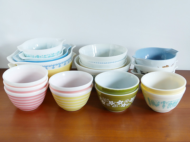 オールドパイレックスのボウルをアップ – ファイヤーキング