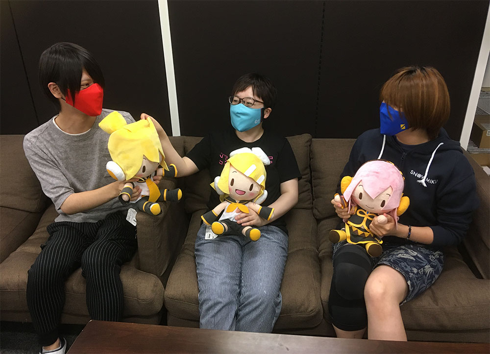 ナノファブリック™マスク」に ピアプロキャラクターズ6人デザインが