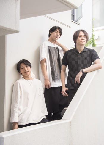 ハダカ座公演『ストリップ学園』藤原祐規×古谷大和×芹沢尚哉「女装して