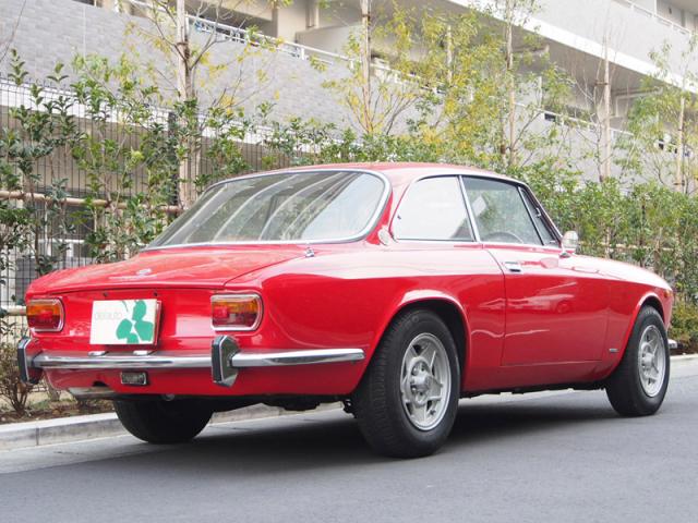 アルファロメオ ジュリア1750 GT ヴェローチェ 【デルオート】