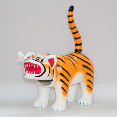 絵羽馬堂 張り子(虎 だるま)家紋提灯 出世虎 特大