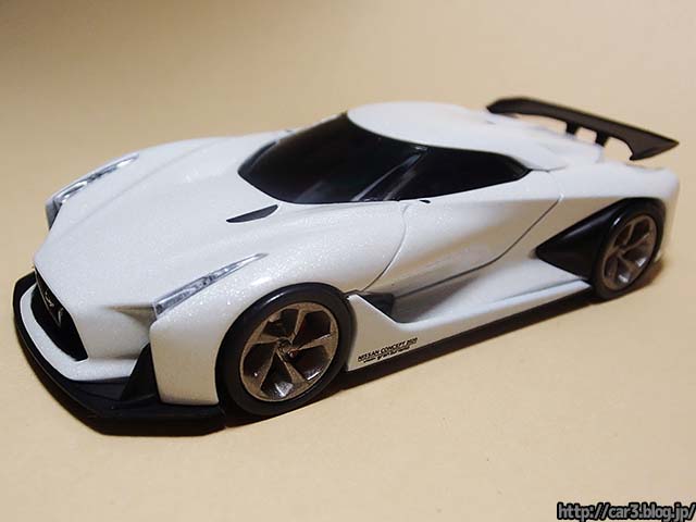 日産コンセプト2020ビジョン・グランツーリスモのミニカー【TOMICA