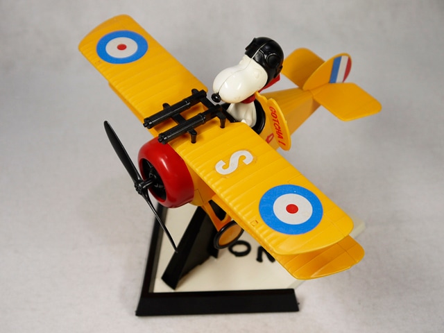 送料無料】 ビンテージ Monogram 70'スヌーピー “ Sopwith Camel