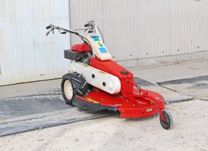 草刈機 オートモアーAM80