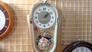 Disney Time FW712G からくり時計 - YouTube