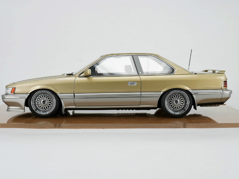 1/18 レパード アルティマ カラーサンプルUP！ | ignition model