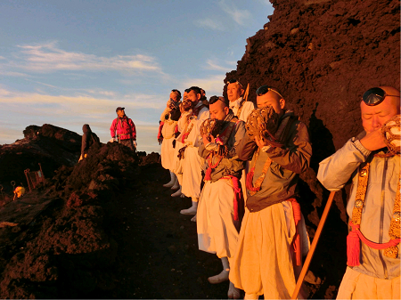 法螺貝の音色～仏の説法～ | 成田山 東京別院 深川不動堂