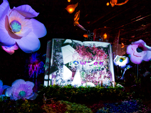 五感で感じる花のデジタルアート展【FLOWERS by NAKED】 | くらげ模様