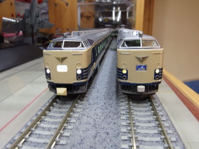 Nゲージ鉄道模型 KATO製 TOMIX製 583系を比較する : クローゼットの中