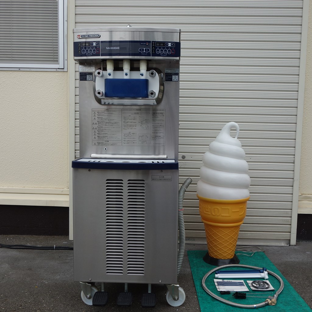 No.3860 日世 ソフトクリームフリーザー NA-6440AE