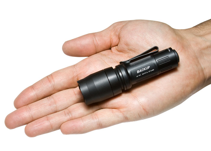 ナイフショップ シェフィールド】シュアファイヤー(SUREFIRE)E1B