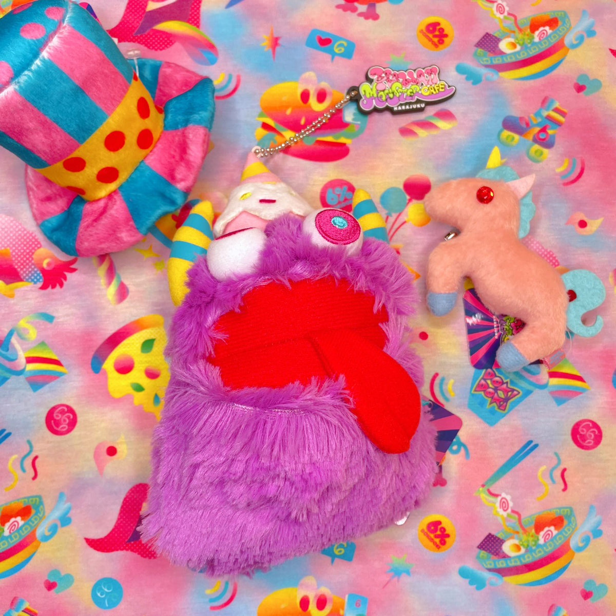 BIG! Plush Choppy keychain by KMC | 6%DOKIDOKI WORLDWIDE WEB SHOP