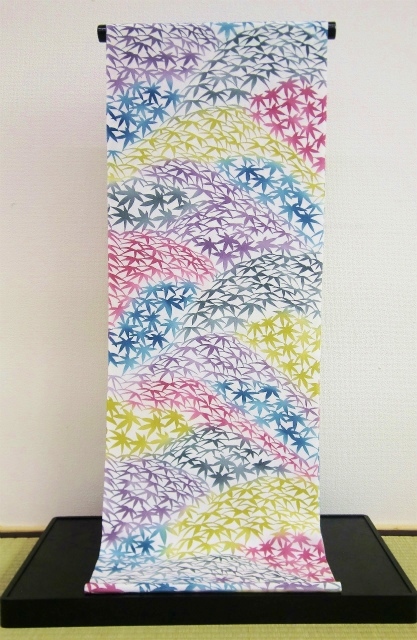 白ギャラリー|きもの白 / 稲垣稔次郎型絵染付け下小紋