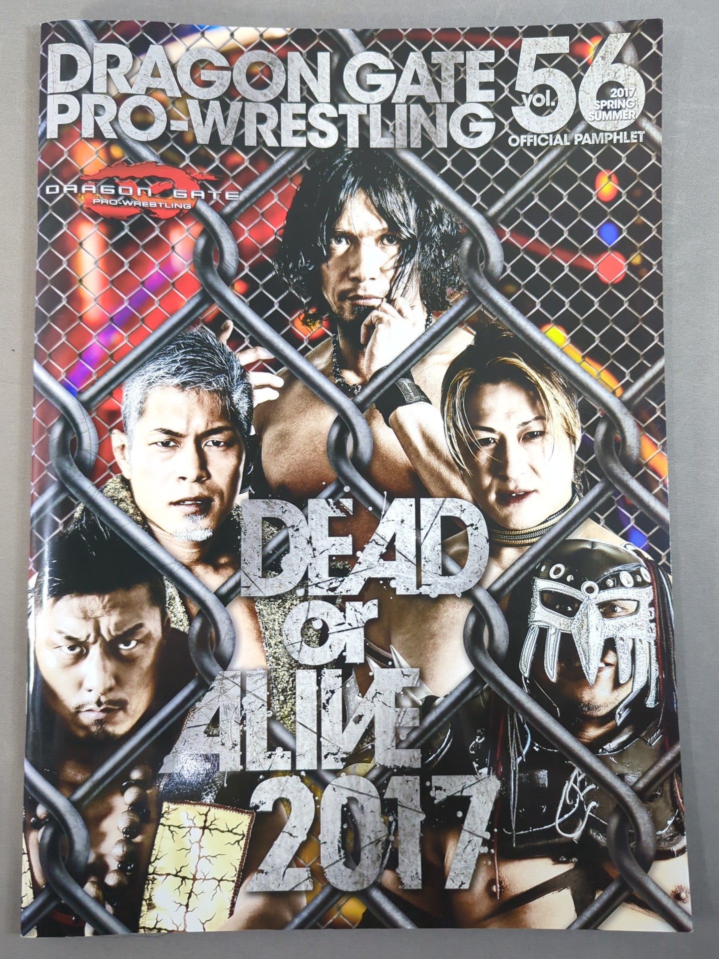 2選手直筆サイン入り】2017 DRAGON GATE OFFICIAL PAMPHLET Vol.56