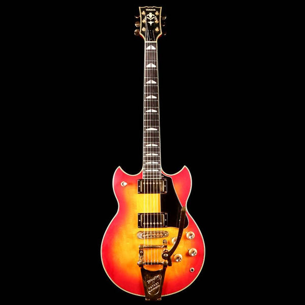 Yamaha SG-2000 Cherry Sunburst | The Music Zoo