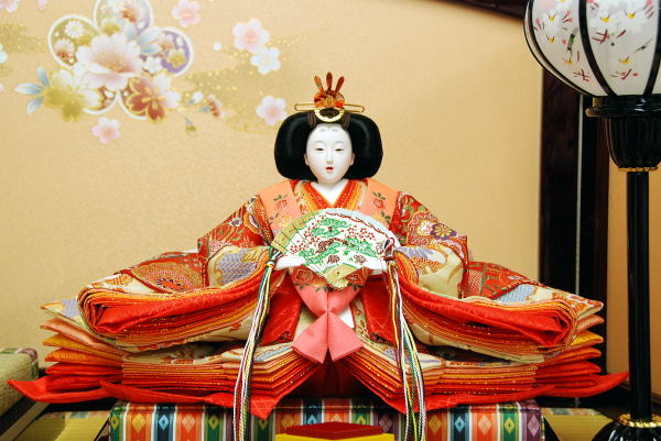 玉雅作 三段飾り ｜雛人形・五月人形なら人形の和光