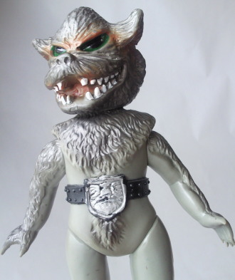 真水稔生の『ソフビ大好き！』 第136回「“一匹狼” 男」