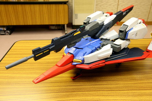 asahi.com： ジャンボグレードZガンダム - 「ガンダム」フィギュア新作