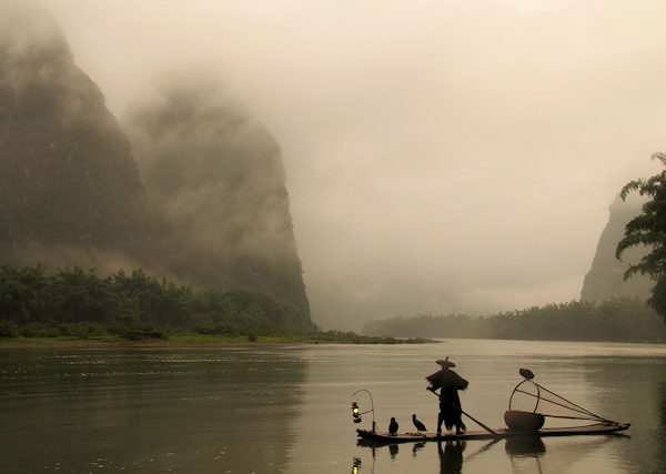 桂林・興坪の朝（水墨画の風景）｜アジア写真帳（桂林）