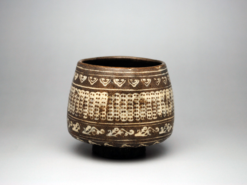 中上 ///NAKAGAMI - 八代 小筒茶碗 | 古美術品専門サイト fufufufu.com