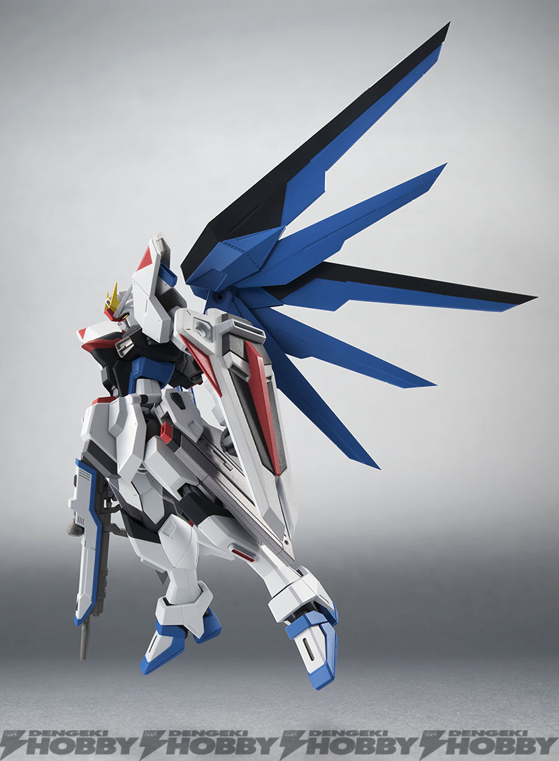 ROBOT魂 (Side MS) Freedom Gundam: UPDATE Many Full Size Official