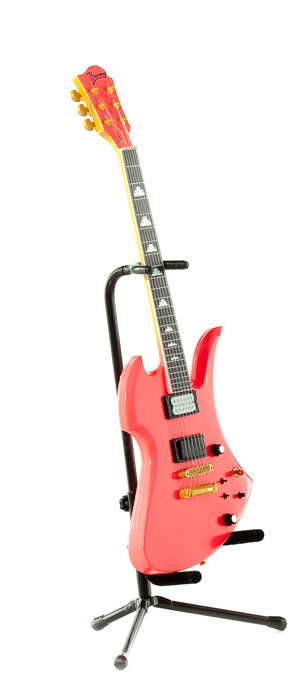 THE GUITAR LEGEND Official Site