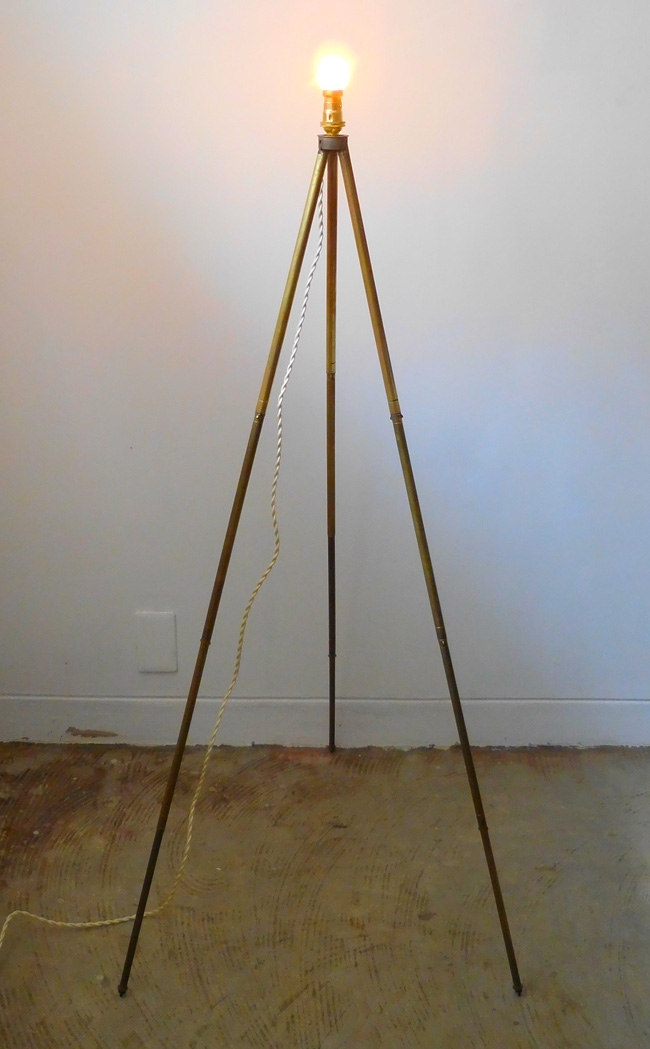 フロアランプ一覧 | アンティーク・ブロカントを買うならHYGGE（ヒュッゲ）