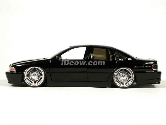 1996 Chevy Impala SS diecast model car 1:18 scale from Dub City