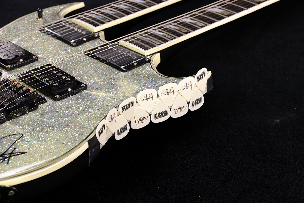 KISS / ポール・スタンレー本人使用！？非常に貴重な個体が渋谷店に