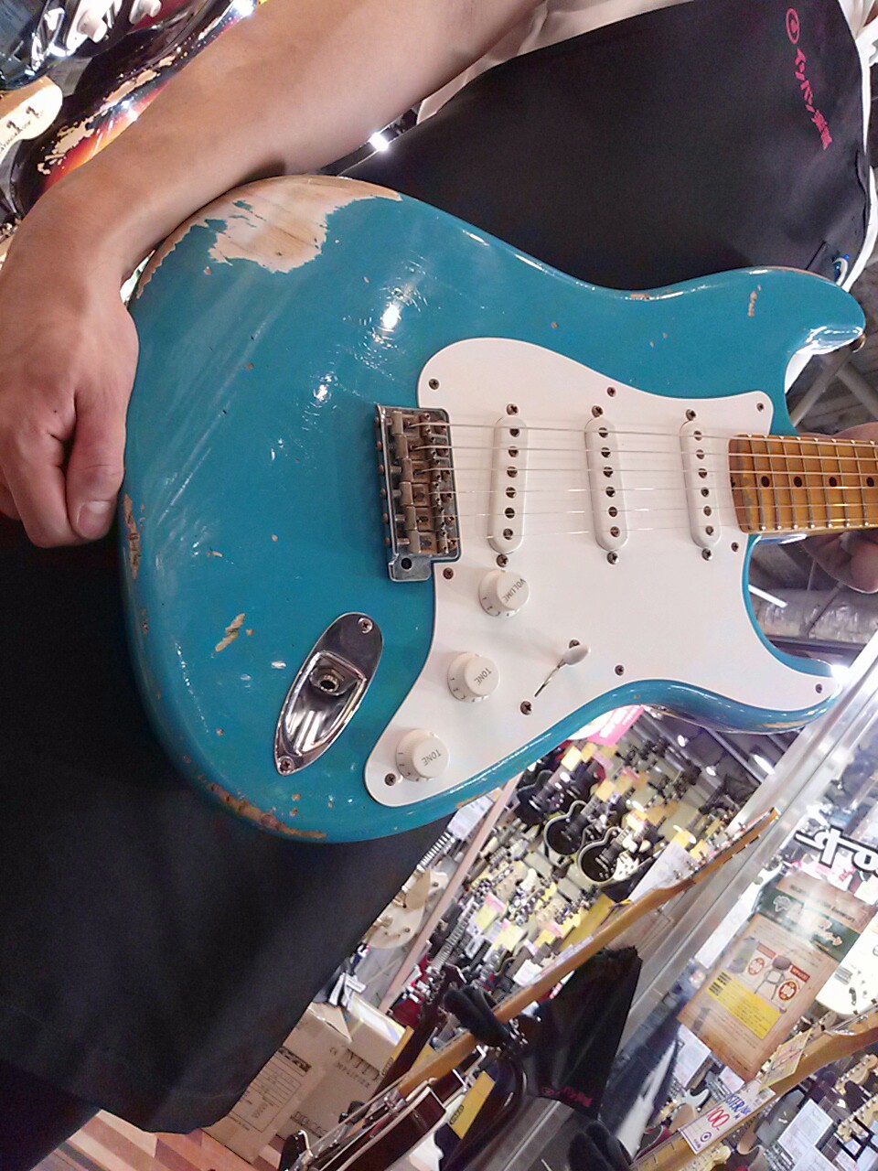 楽器フェアにて当店スタッフ即決買付けの超スペシャルモデル入荷