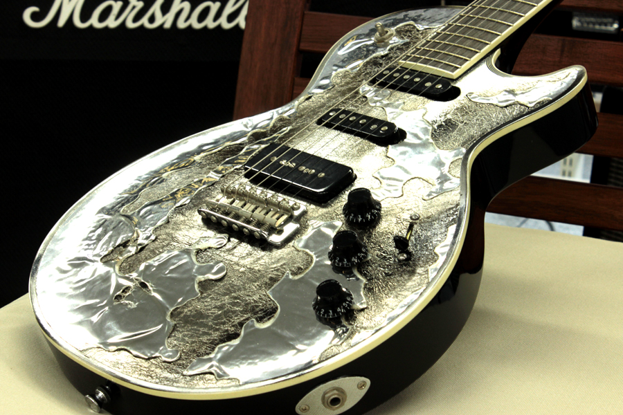 SUGIZO氏のシグネイチャーモデル、“ESP ECLIPSE S-VIII BRILLIANT