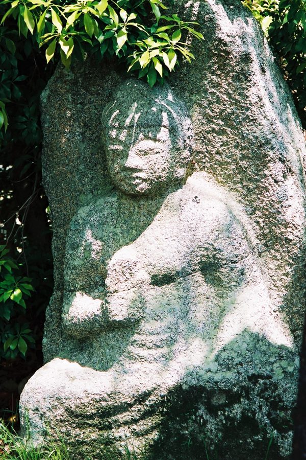 釈迦石仏と弥勒石仏50選