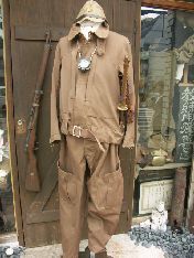 前川軍装美術店～Maekawa Japanese Military Antiques Shop～