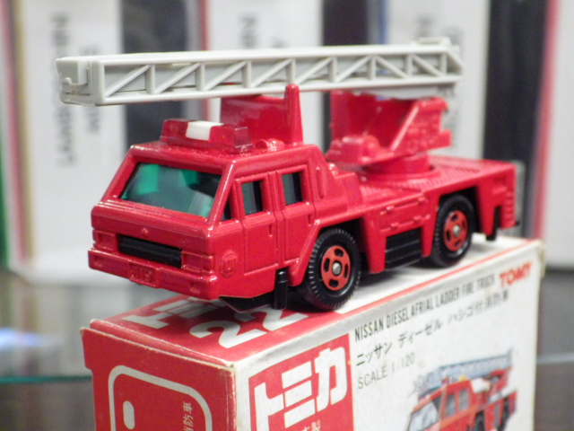 ミニカーショップグローバル - トミカ 22 日産 ディーゼル ハシゴ付消防車