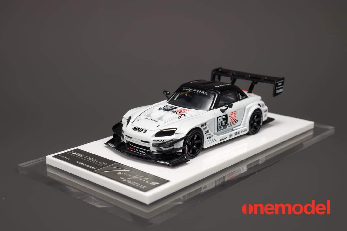 One Model 1:64 Honda S2000 Top Fuel Honda S2000 Type-RR – Model