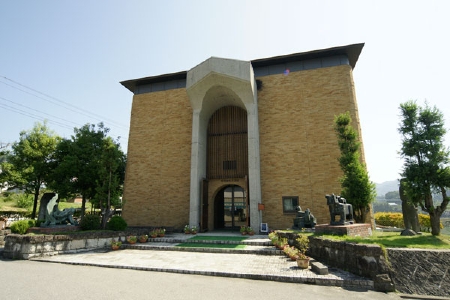 信州新町美術館(有島生馬記念館)|長野県博物館協議会公式サイト | 信州