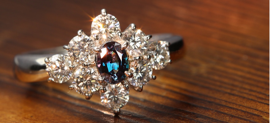 ブラジル産アレキサンドライト0.3ct ダイヤモンド0.7ct プラチナ