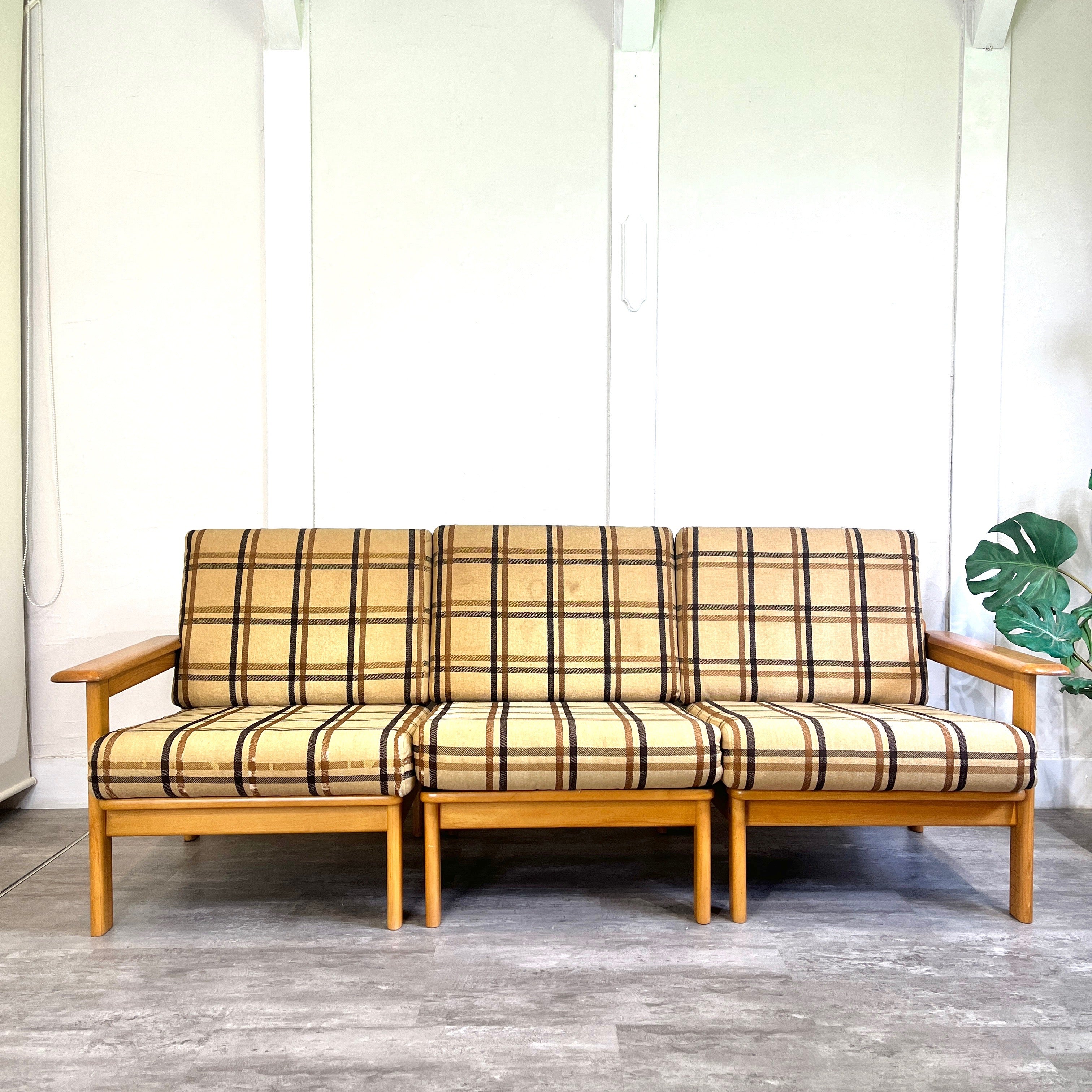 カリモク家具 / karimoku オールドカリモク レトロセパレート トリプル