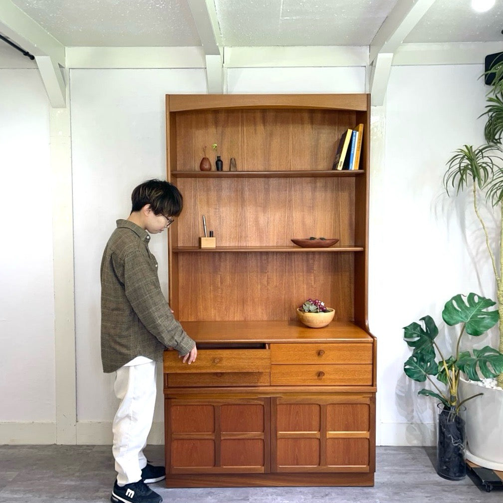 ネイサン / NATHAN キャビネット チーク材 英国 ヴィンテージ 収納