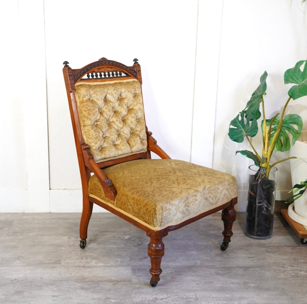 英国 アンティーク ナーシングチェア サロンチェア ローチェア