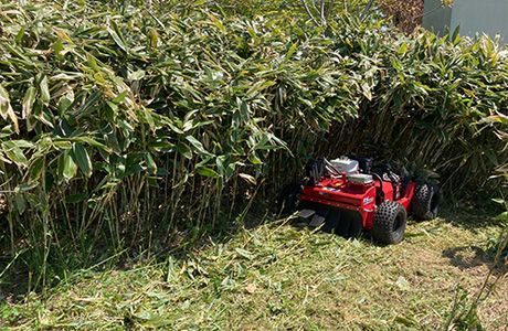 AJK600 リモコン式草刈機 ラジコン草刈機 自走式草刈機 | 三陽機器株式