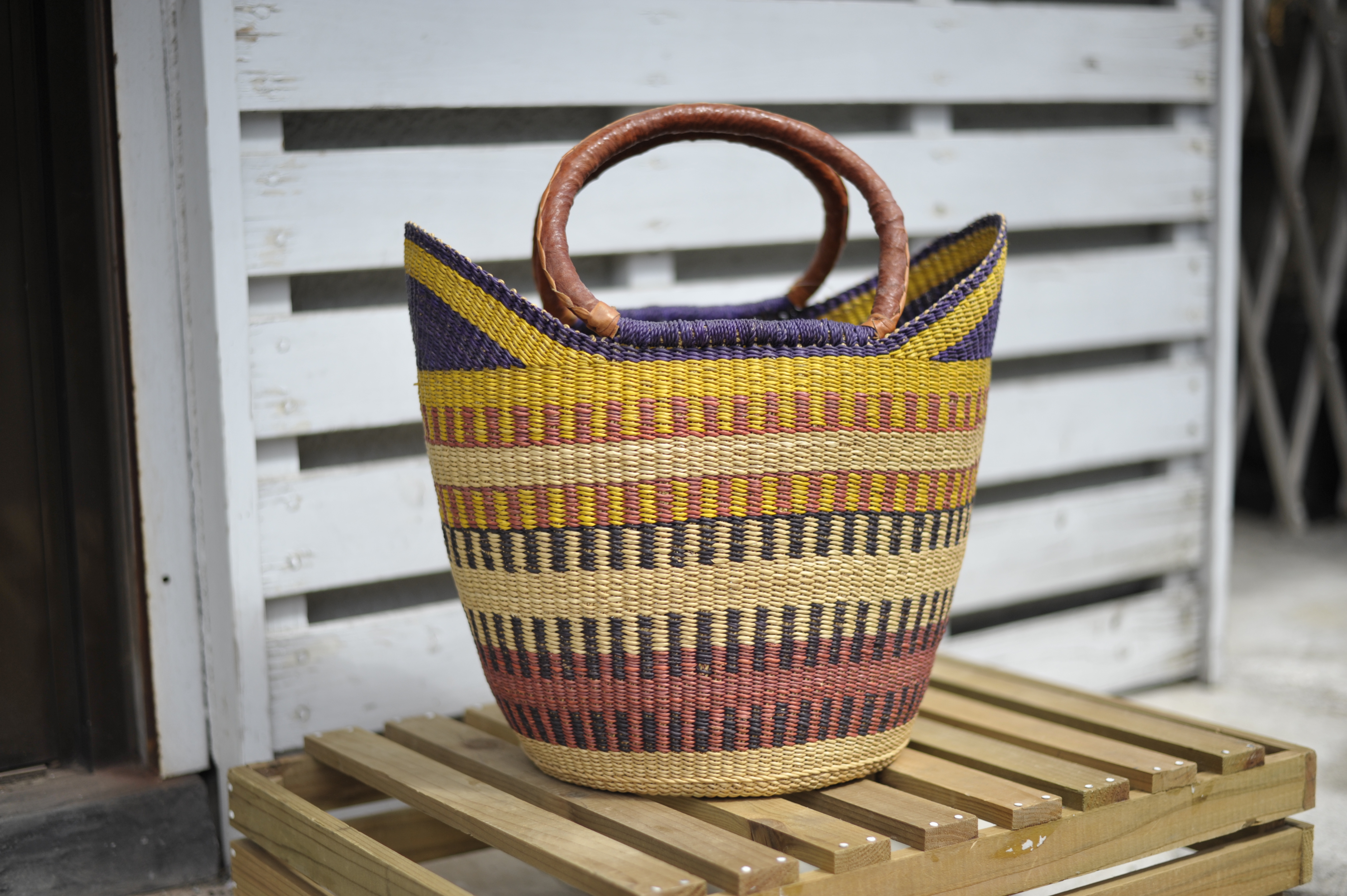 ✴️美品✴️アフリカ 手編み ラフィアかご 大型収納 バスケット