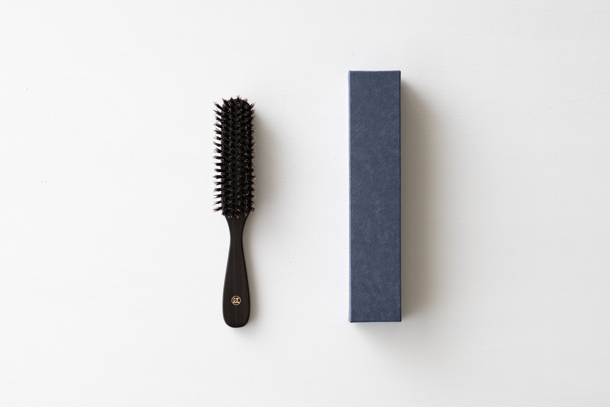 ヘアーブラシ 江戸屋 -パンと日用品の店 わざわざオンラインストア