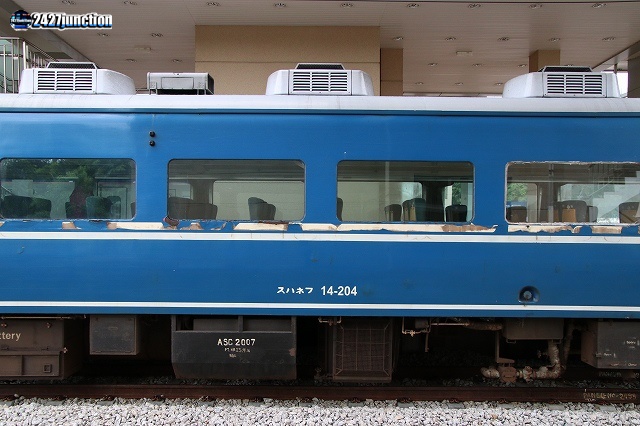 マレー鉄道(KTM)−元 JR西日本・JR九州14系客車 外観